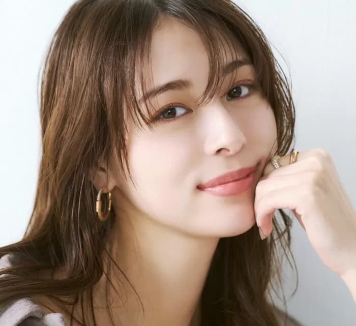 大口あづ記 wikiプロフィール?彼氏や結婚?ユニクロ年齢高校大学身長?事務所